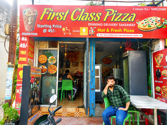 FIRST CLASS PIZZA