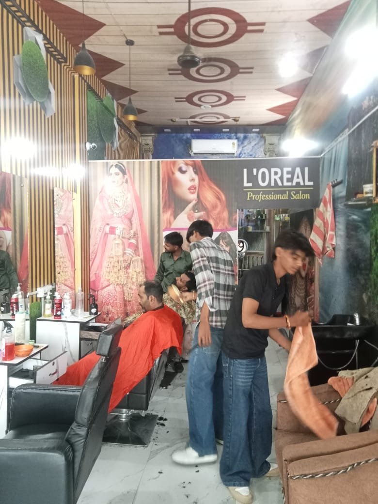MAHADEV HAIR CUT UNISEX SALON