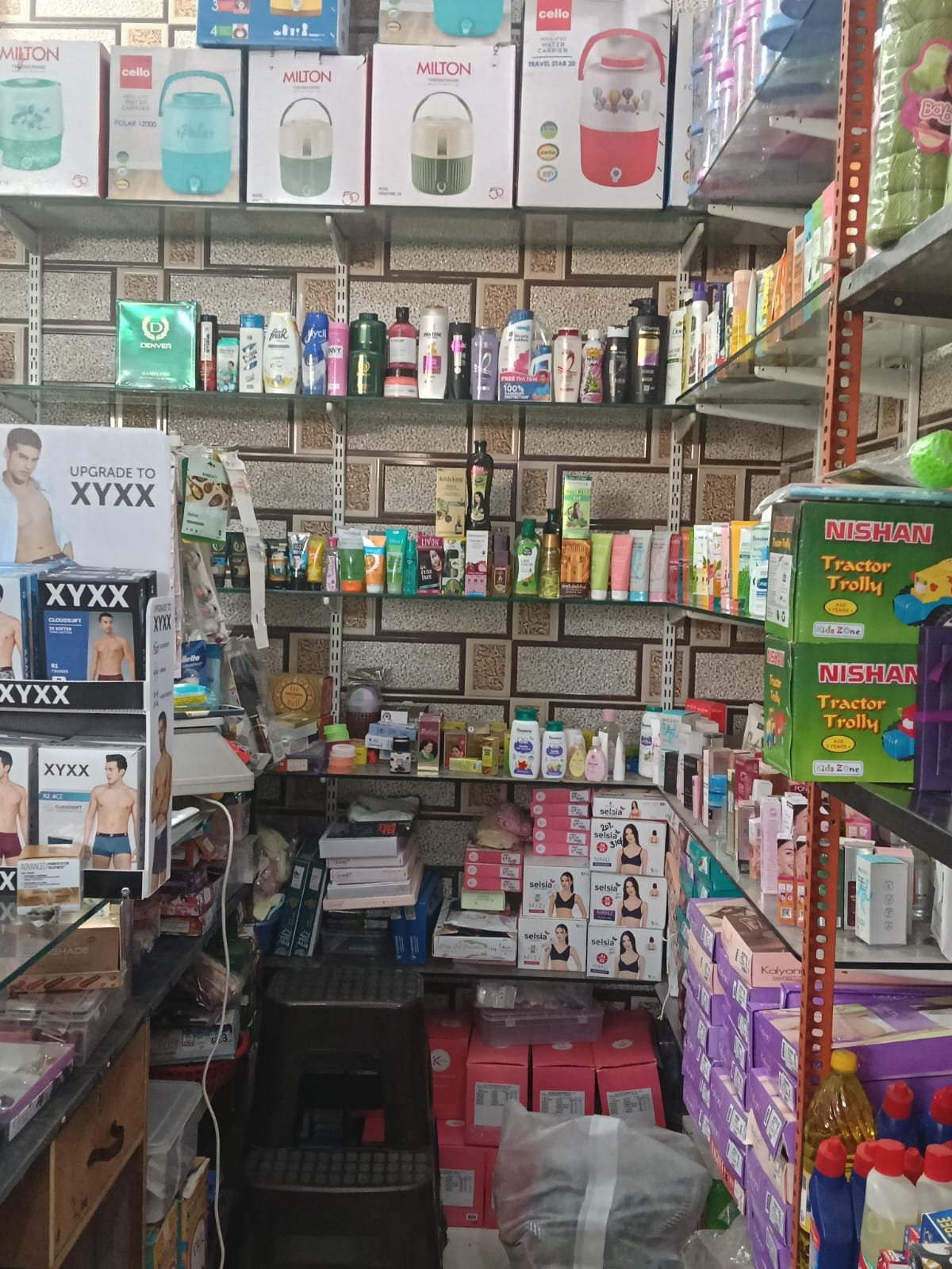 ANAYA MART photo 2