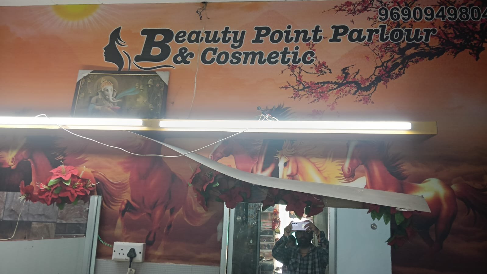 BEAUTY POINT PARLOUR & COSMETICS