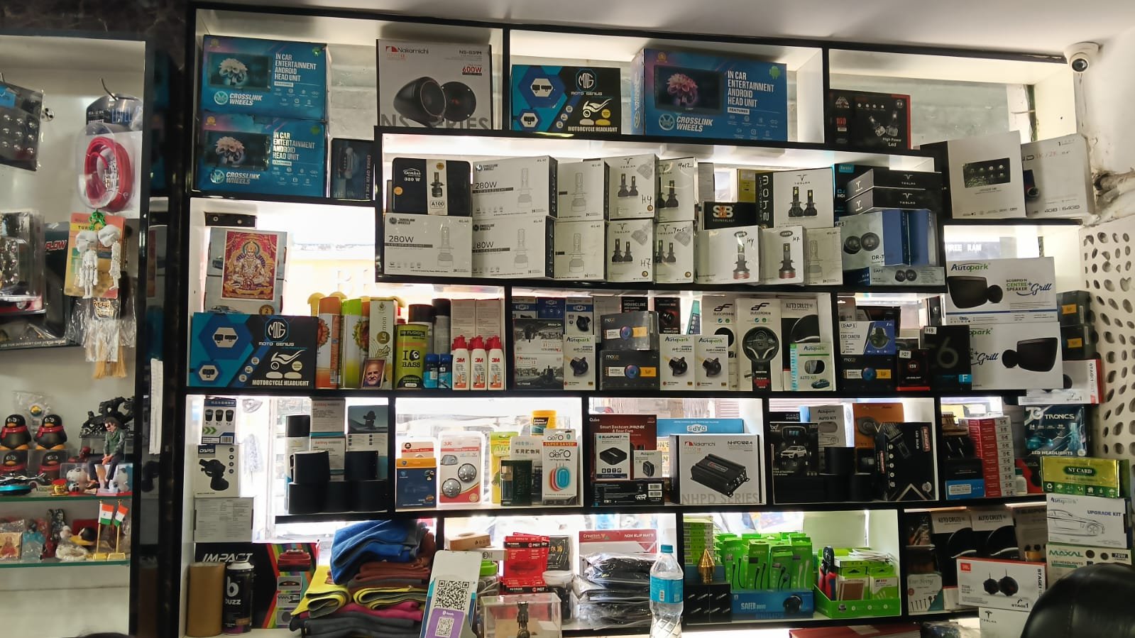 CAR GALLERY photo 4