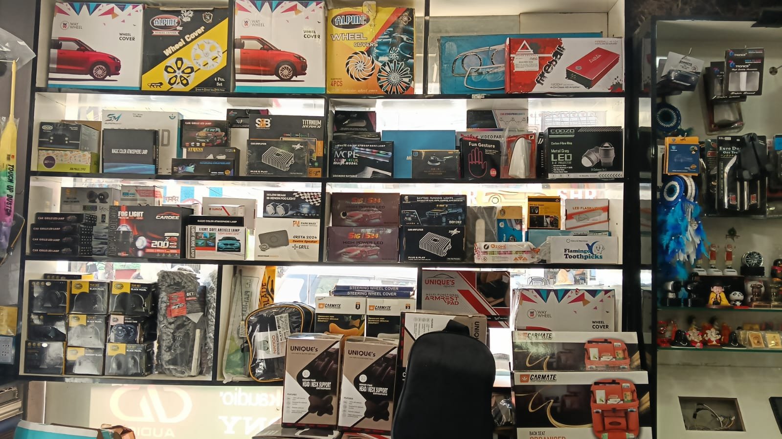 CAR GALLERY