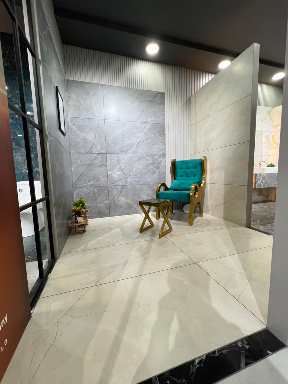 KAJARIA SHOWROOMS
