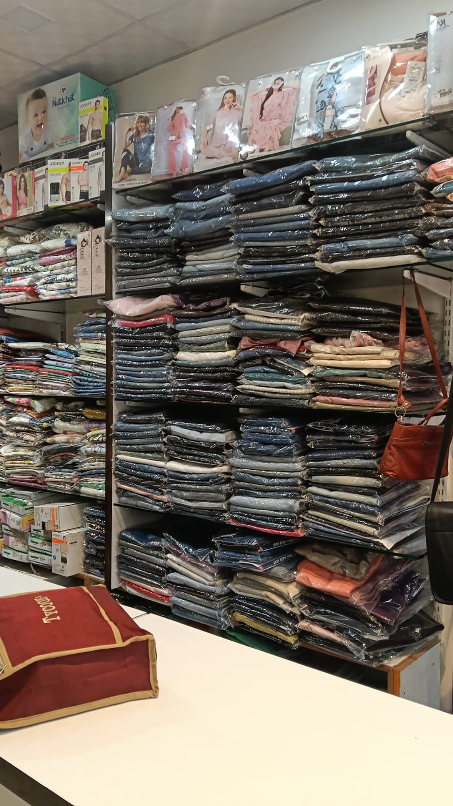 KI-SHI COLLECTION