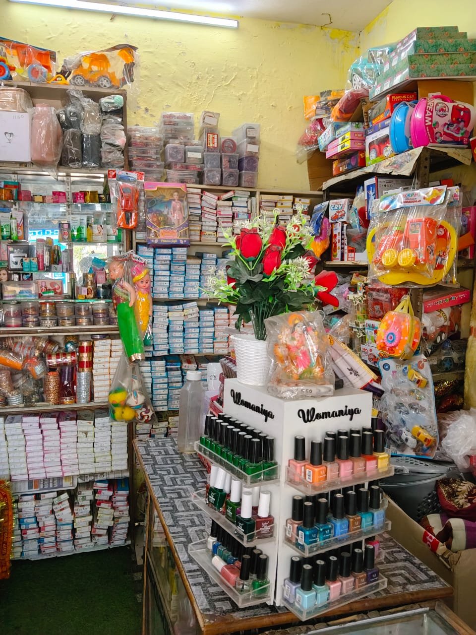 MANSI PRIYANSHI COSMETIC & GEN STORE photo 4