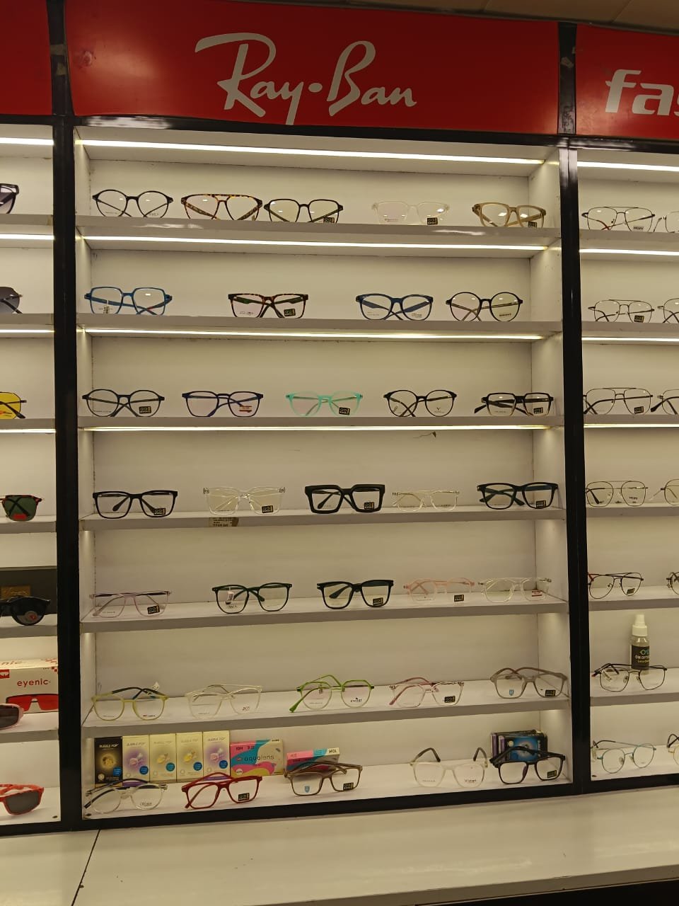 OM OPTICAL