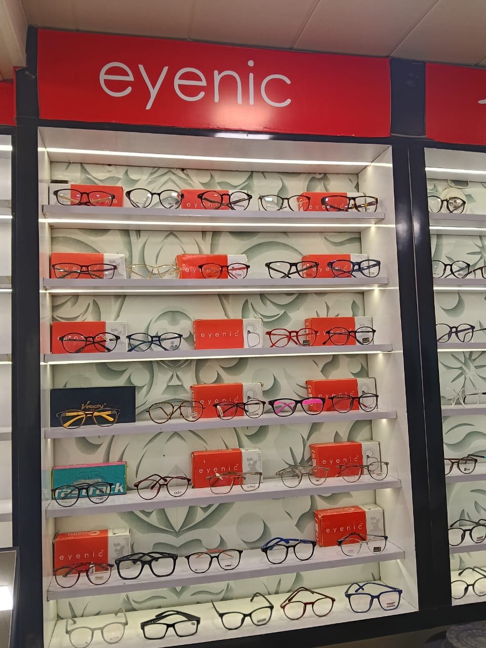 OM OPTICAL